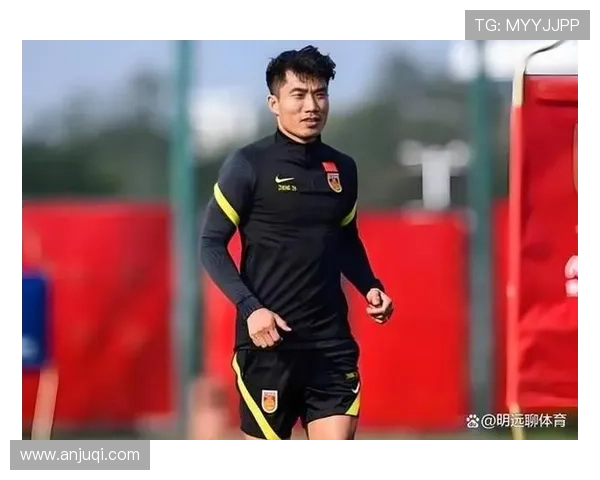 郑智：球队成绩不理想但有上升趋势
